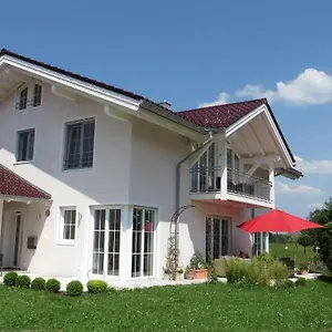 https://ferienwohnung-heigenhauser.com-bavaria.com