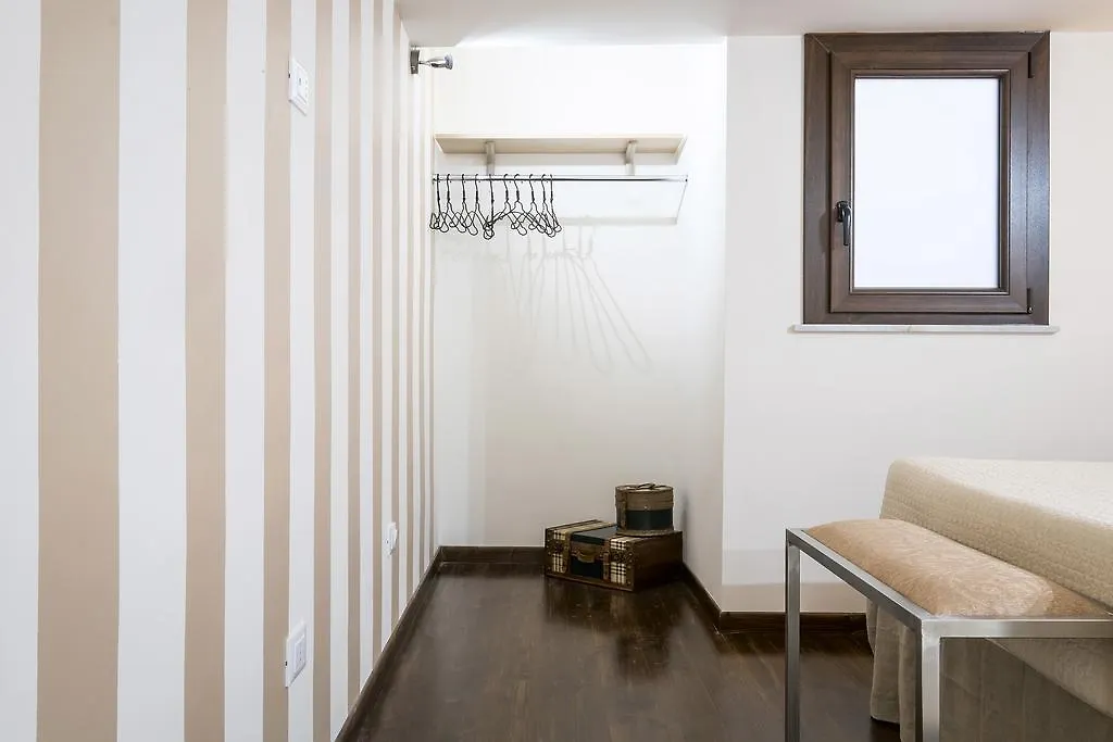 Quattro Canti Apartments Palermo Italy