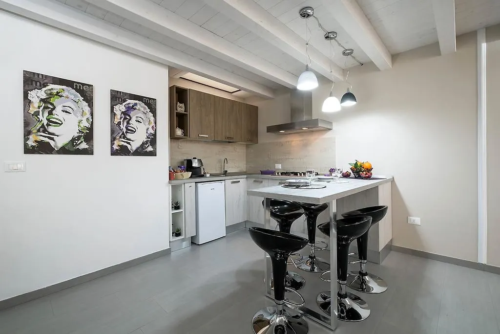 Quattro Canti Apartments Palermo 0*,